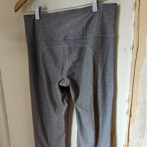 Lululemon Gather & Crow crops VGUC